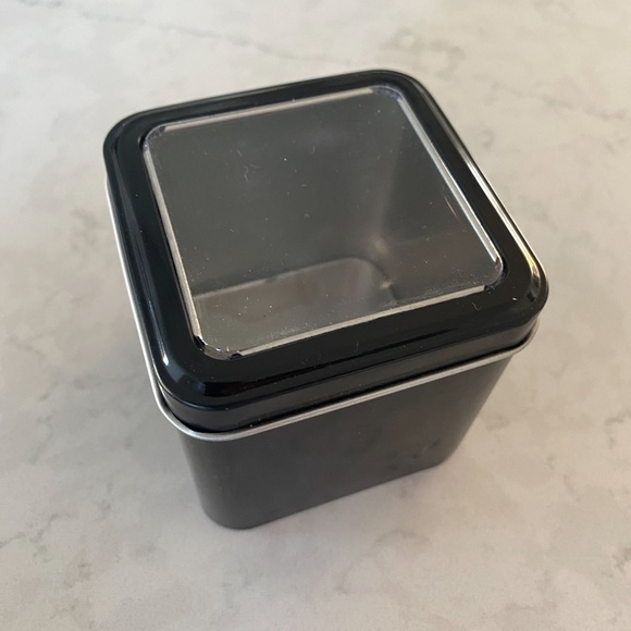 FOSSIL & GENERIC TIN BOXES | NAUTICA BOX - Picture 5 of 7